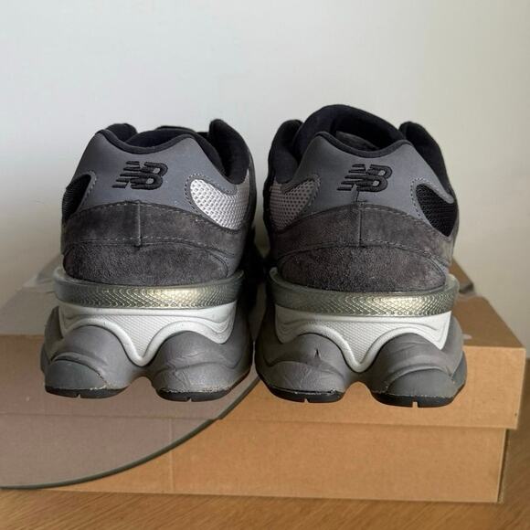 New Balance 9060 Black/Grey Men Sneakers - SZ 13 main image 5